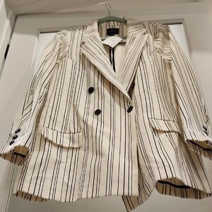 PERFECT FOR SUMMER NIGHTS!! NWT Liverpool Cream and Black Tailored Suit Jacket